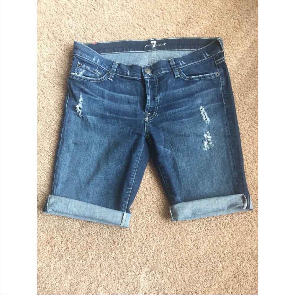 7 for all mankind distressed shorts, size 28